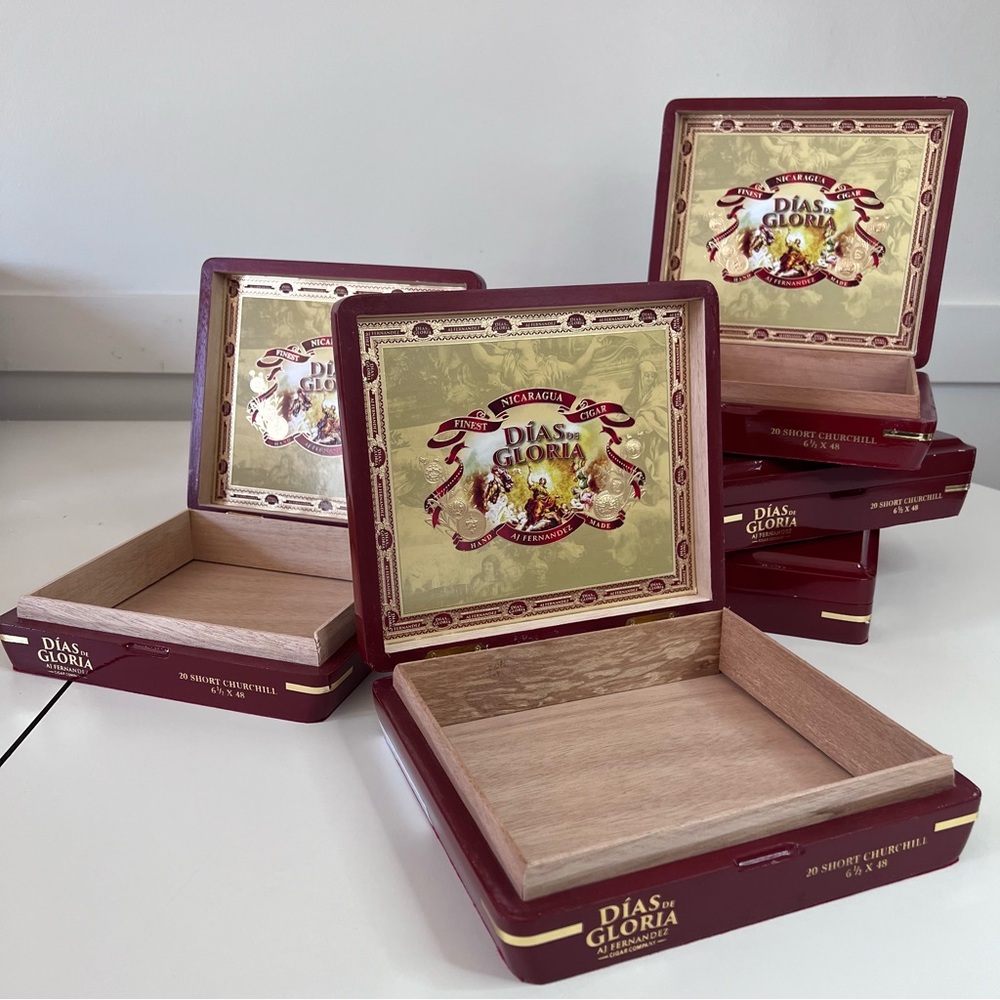 Lot of 2 Cigar box-Empty cigar boxes great for crafting - organization, …